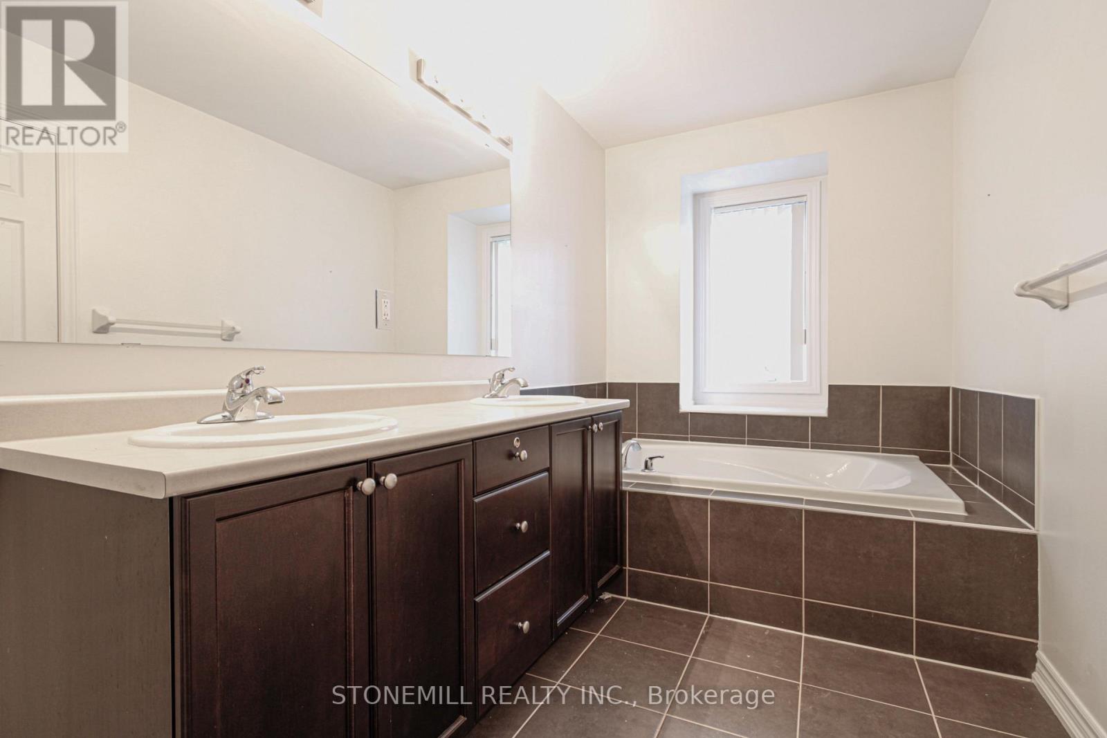 Luxury 5 pc Ensuite