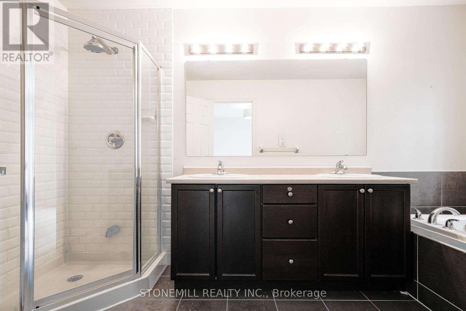 Luxury 5 pc Ensuite
