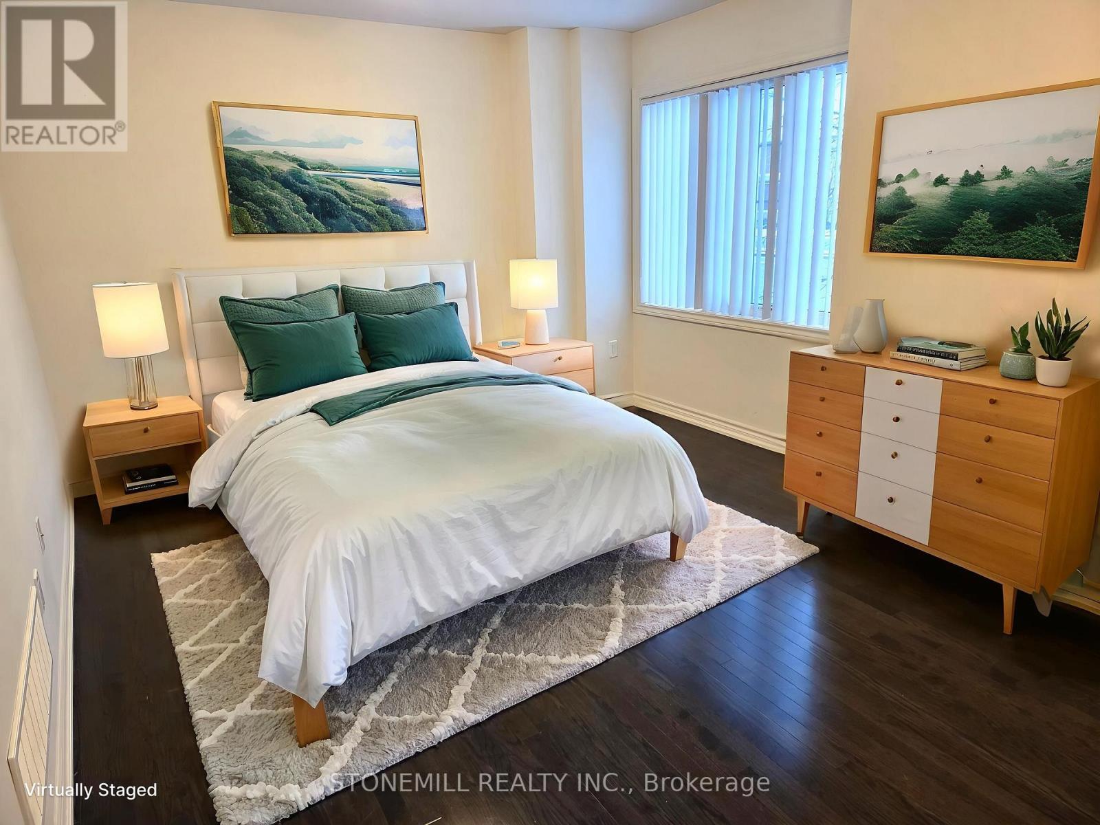 Ground floor den or 4th bedroom