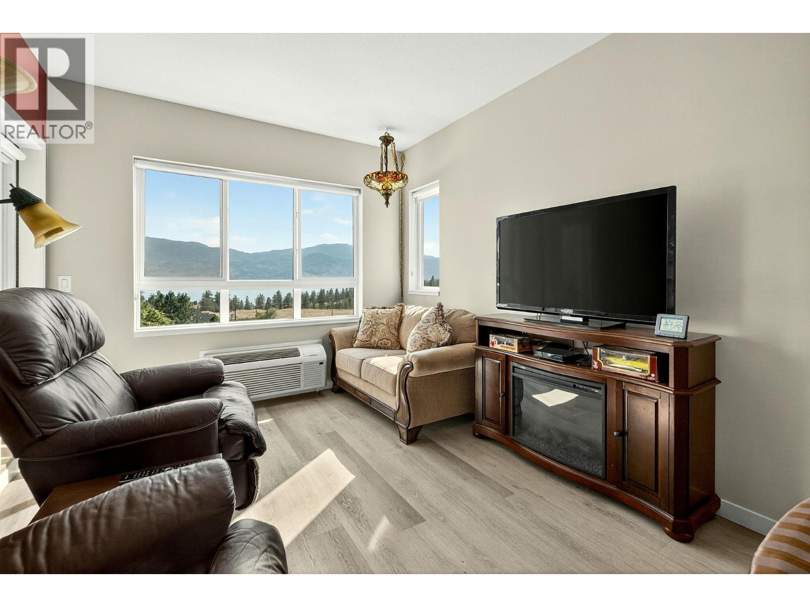 2301 CARRINGTON Road Unit# 318, West Kelowna