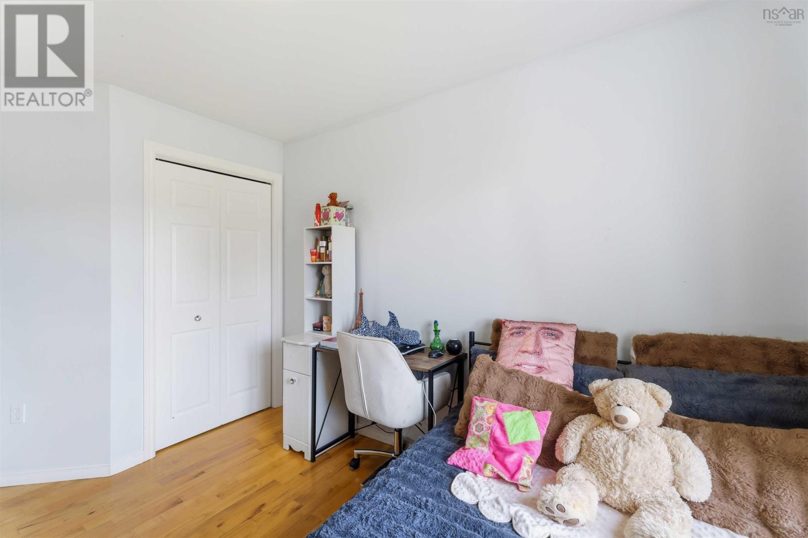 Property 20 of 51 of 24 Rivercrest Lane