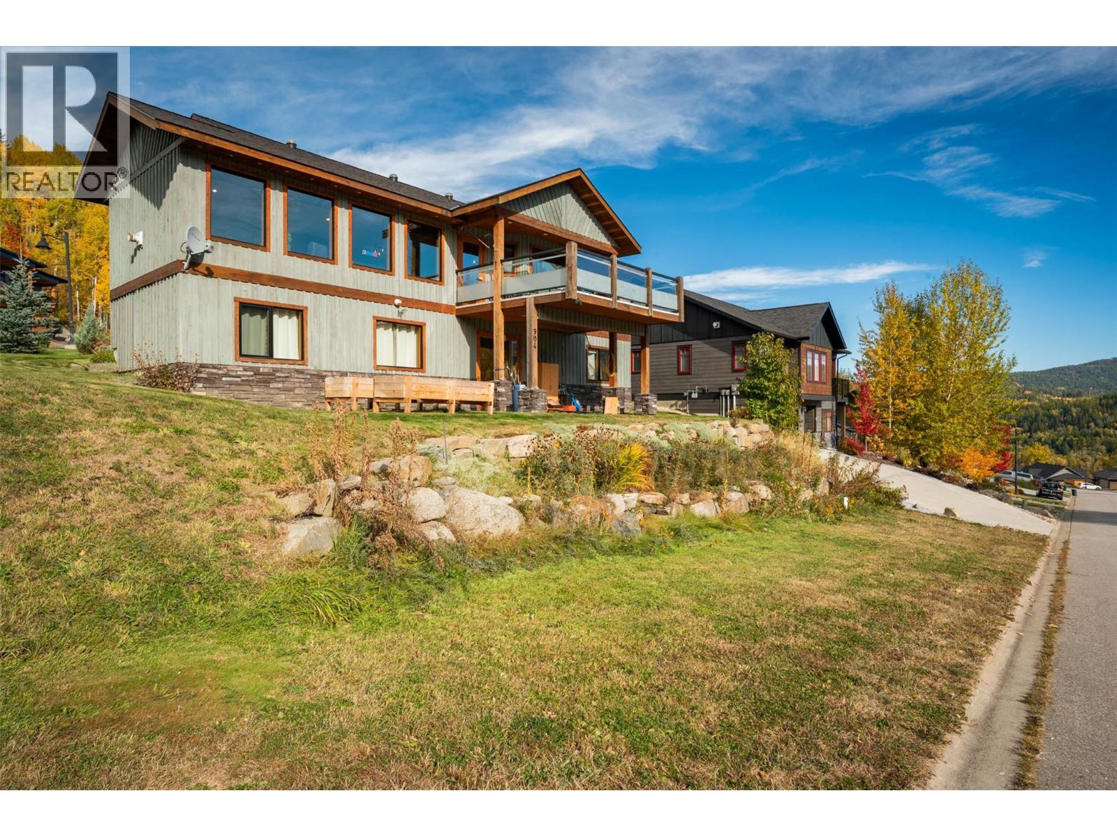 904 REDSTONE DRIVE - 5