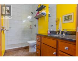 904 Redstone Drive, Rossland, BC V0G1Y0 Photo 42