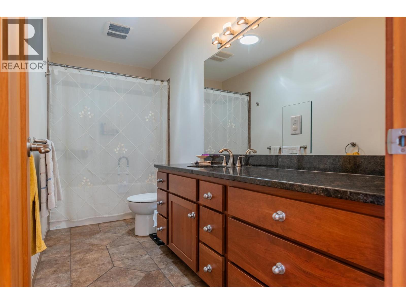 904 REDSTONE DRIVE - 26