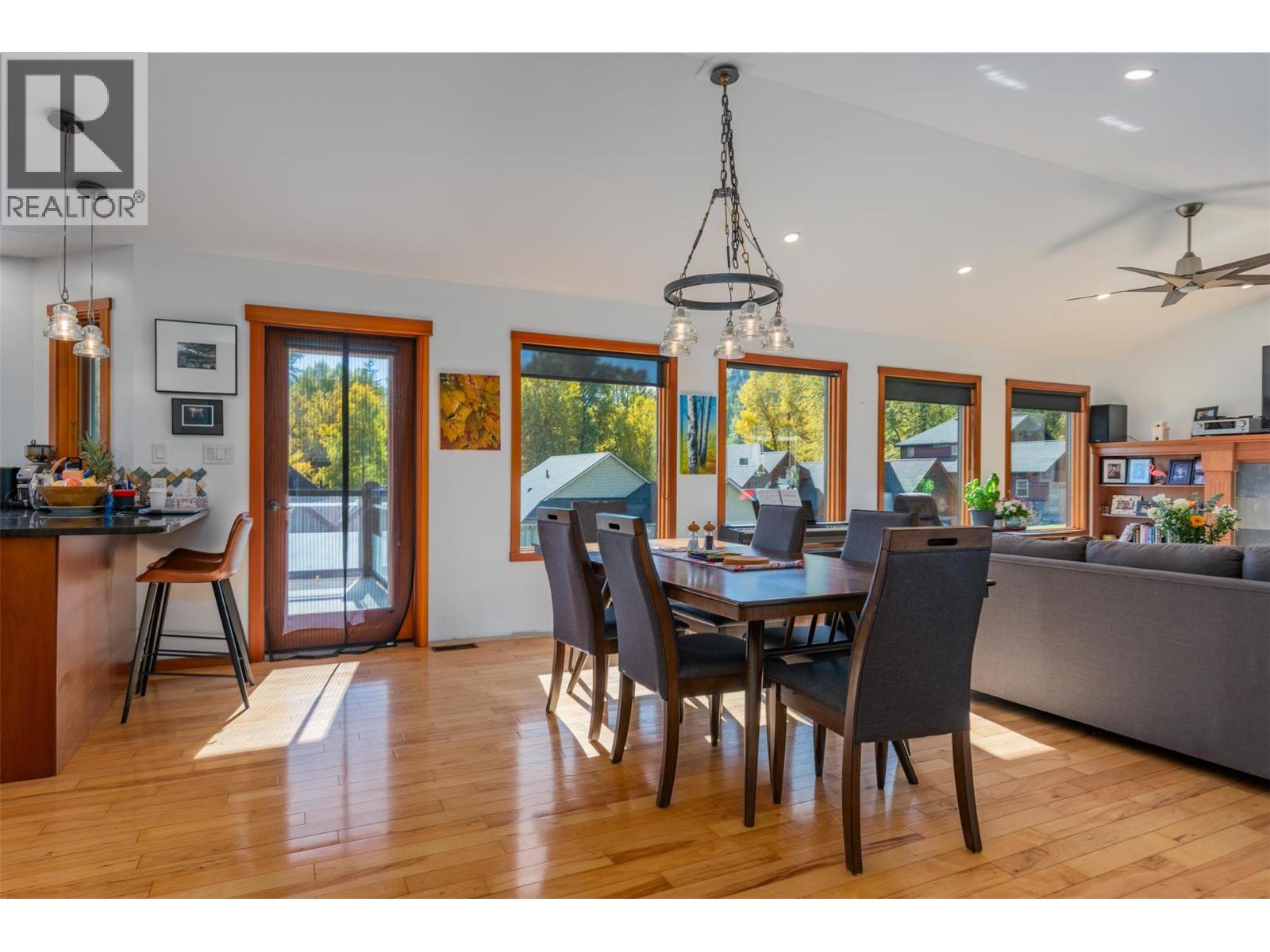 904 Redstone Drive - 9