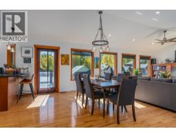 Foyer - 904 Redstone Drive, Rossland, BC V0G1Y0 Photo 9