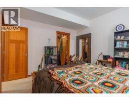 904 Redstone Drive, Rossland, BC V0G1Y0 Photo 41