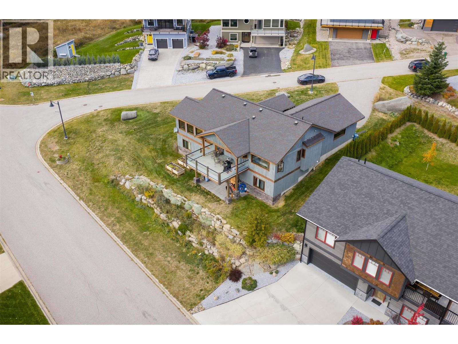 904 Redstone Drive - 52