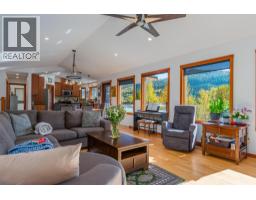 Bedroom - 904 Redstone Drive, Rossland, BC V0G1Y0 Photo 15