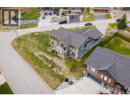 904 Redstone Drive, Rossland, BC V0G1Y0 Photo 52