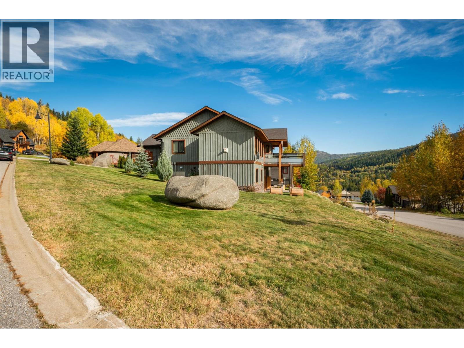 904 Redstone Drive - 3