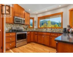 904 Redstone Drive, Rossland, BC V0G1Y0 Photo 18