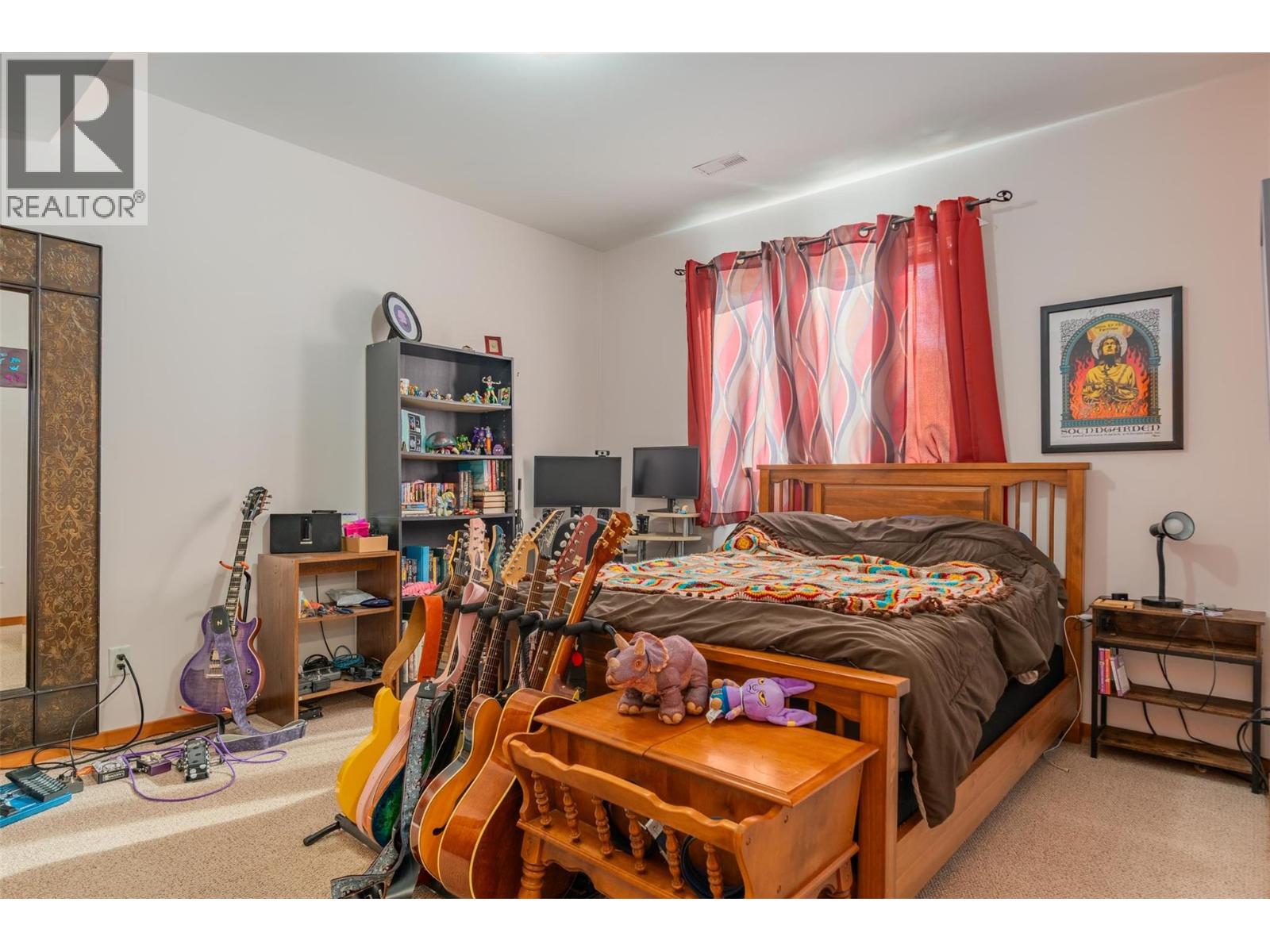 904 REDSTONE DRIVE - 40