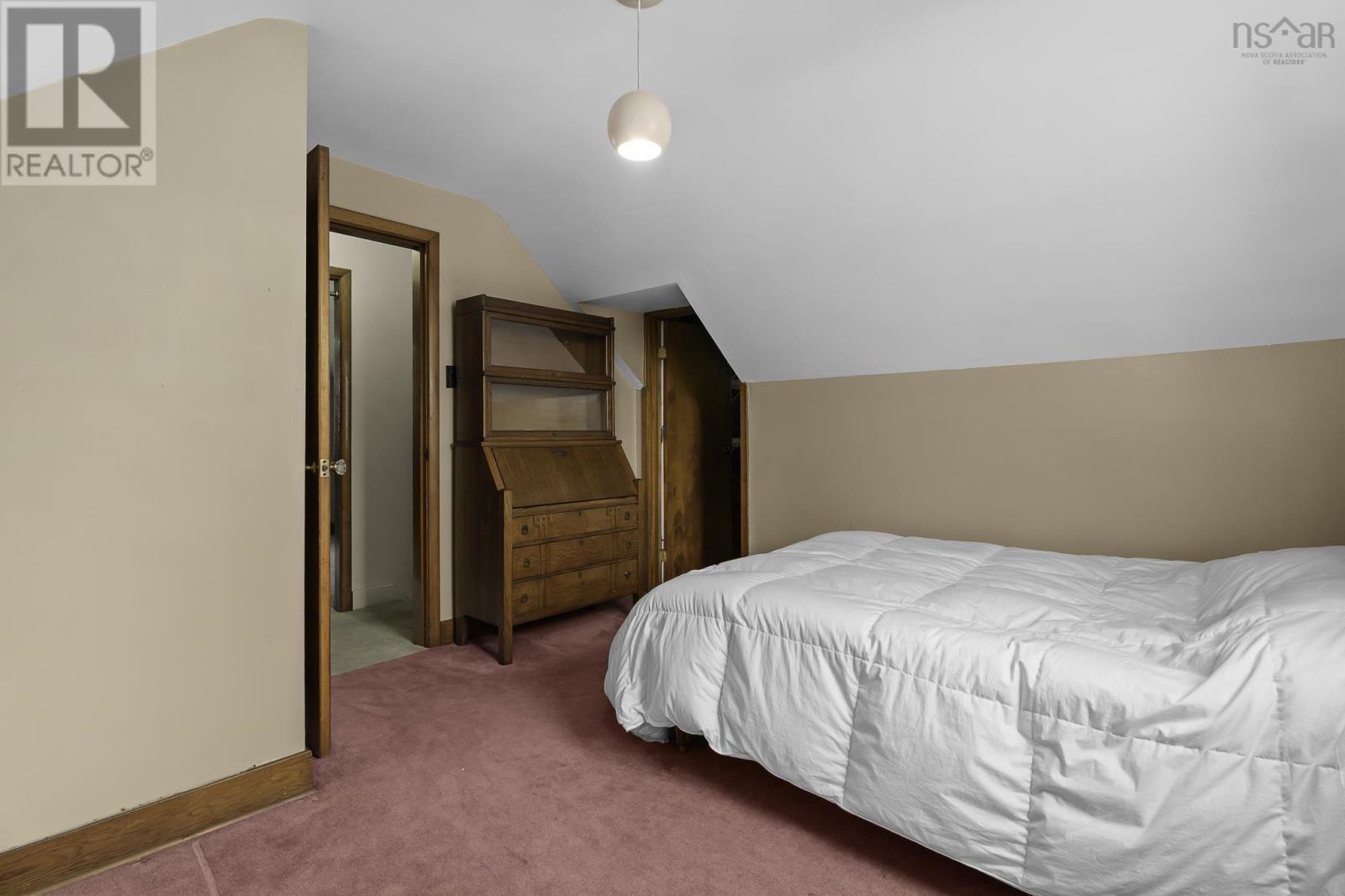 Property 25 of 40 of 50 Convoy Avenue