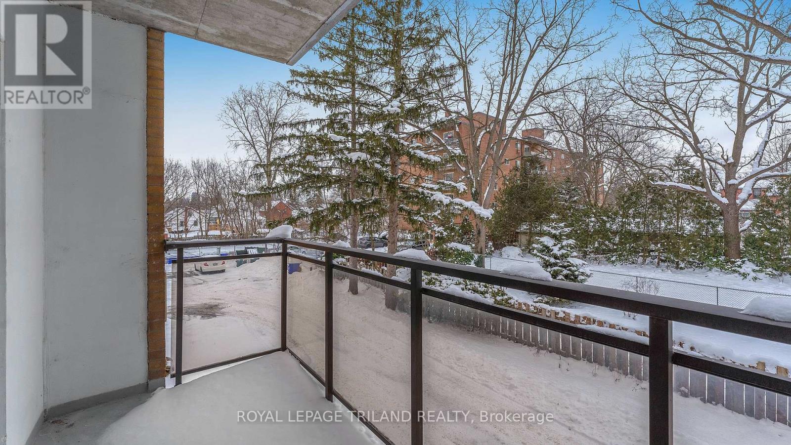 204 - 104 DEVONSHIRE AVENUE Property Photo