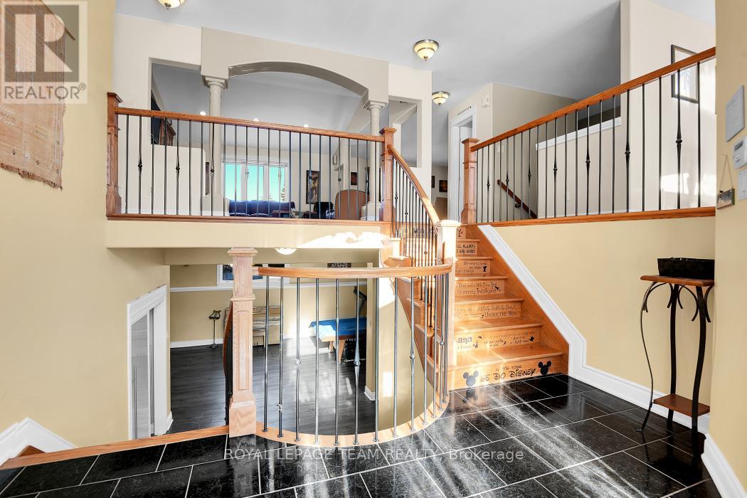 6637 STANMORE STREET - 4