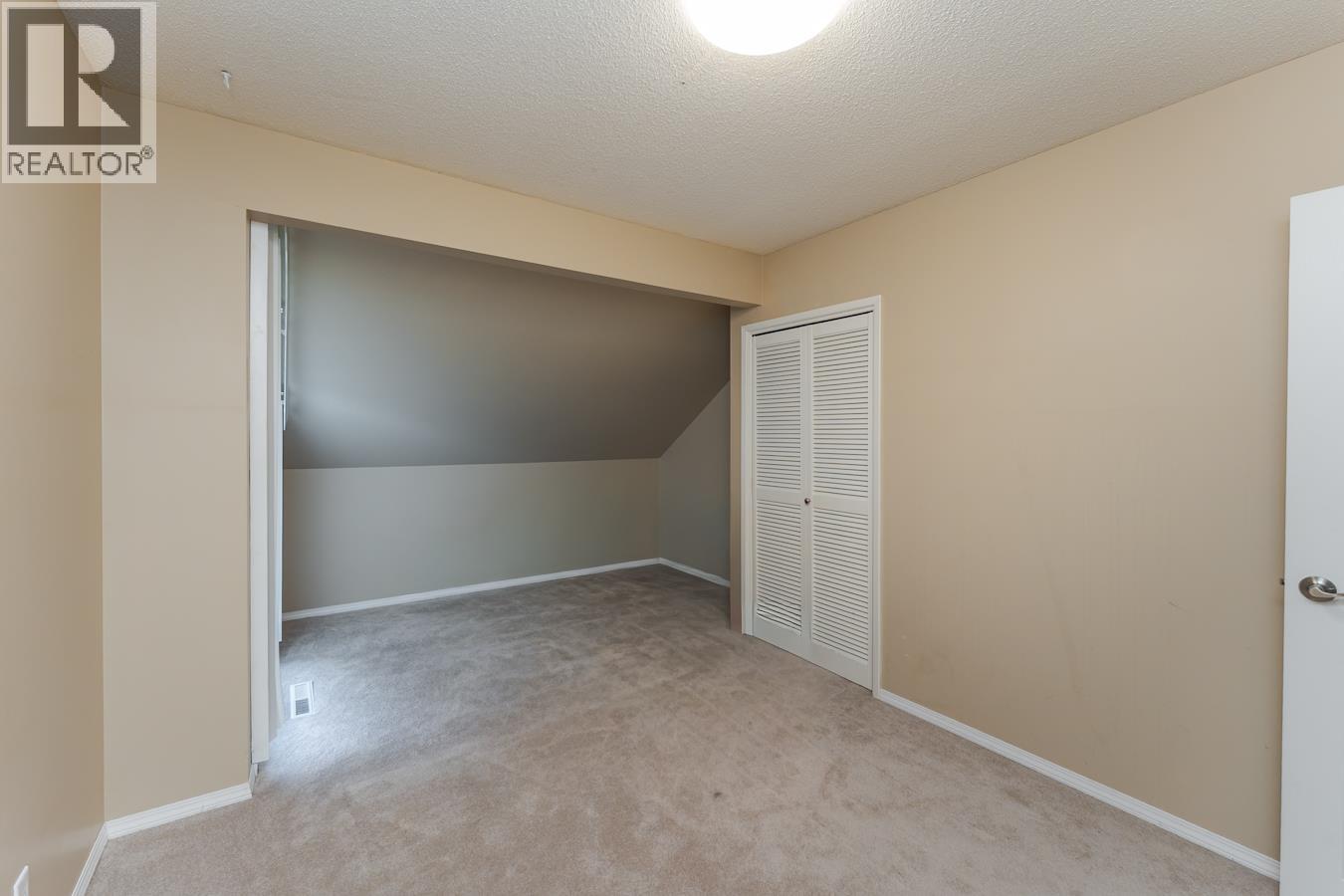 1625 GILLETT STREET - 24