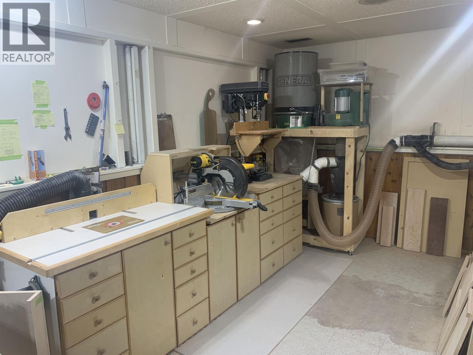 1625 GILLETT STREET - 35