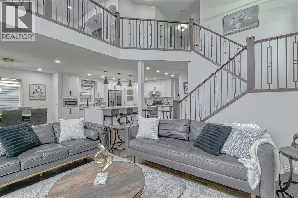 Single Family House for Sale in  Kincora Drive NW Kincora Calgary 