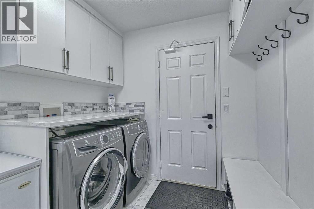 Single Family House for Sale in  Kincora Drive NW Kincora Calgary 