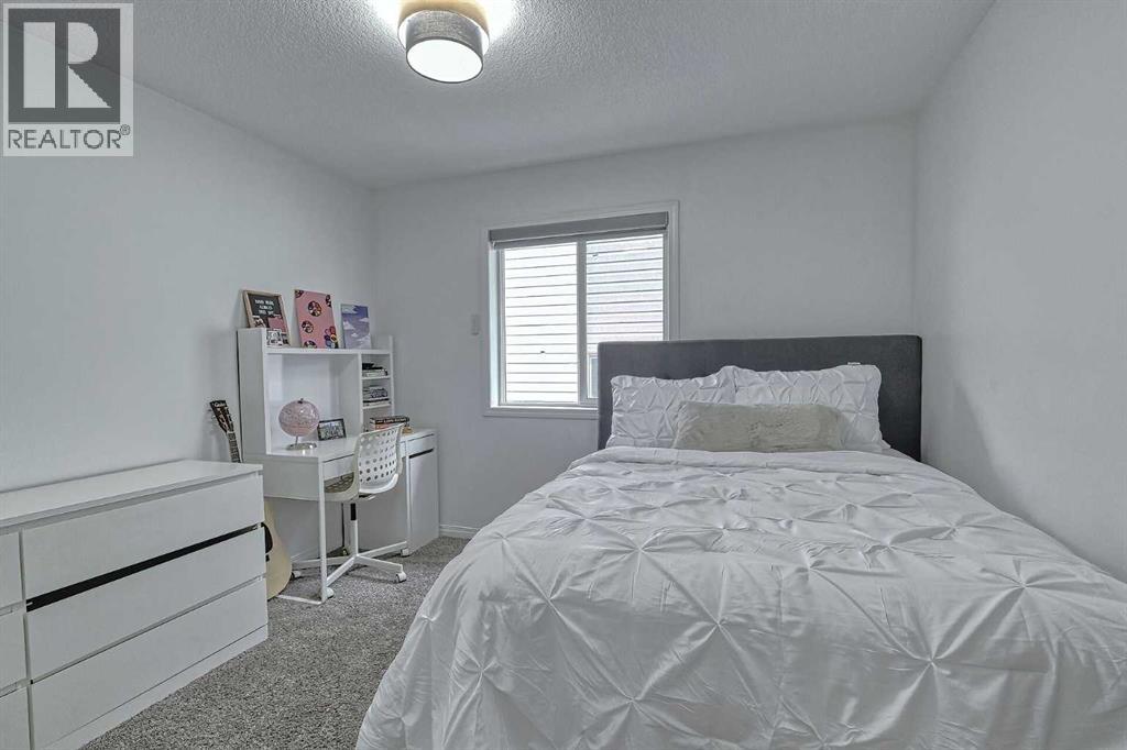 Single Family House for Sale in  Kincora Drive NW Kincora Calgary 