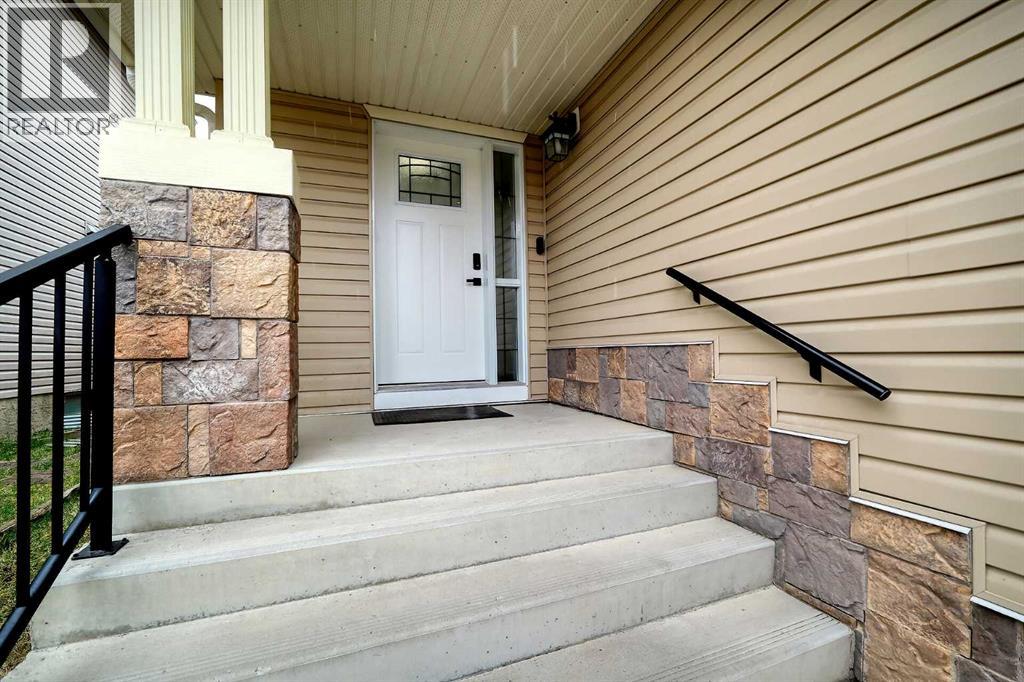 Single Family House for Sale in  Kincora Drive NW Kincora Calgary 