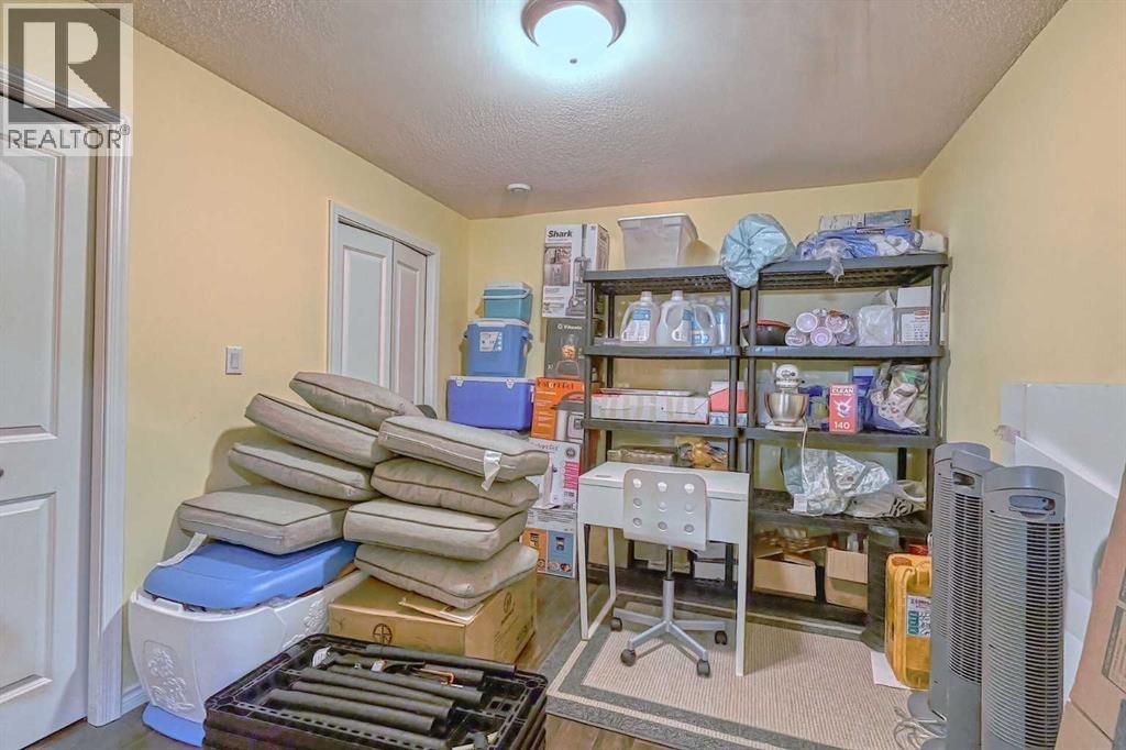 Single Family House for Sale in  Kincora Drive NW Kincora Calgary 