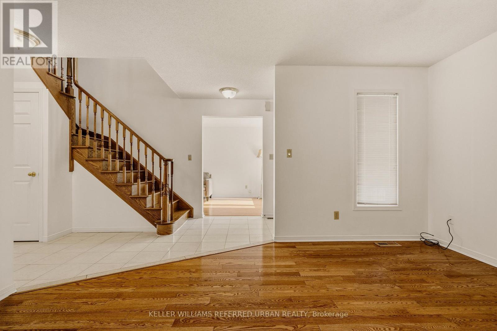 90 LYNETTE DRIVE - 7