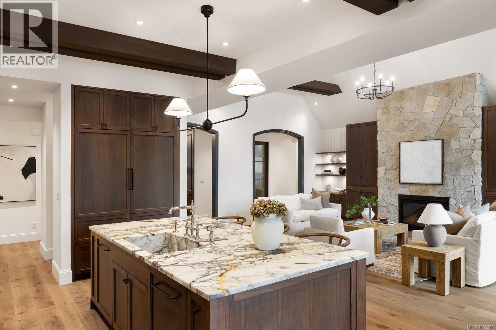 10600 Derrick Rd, North Saanich