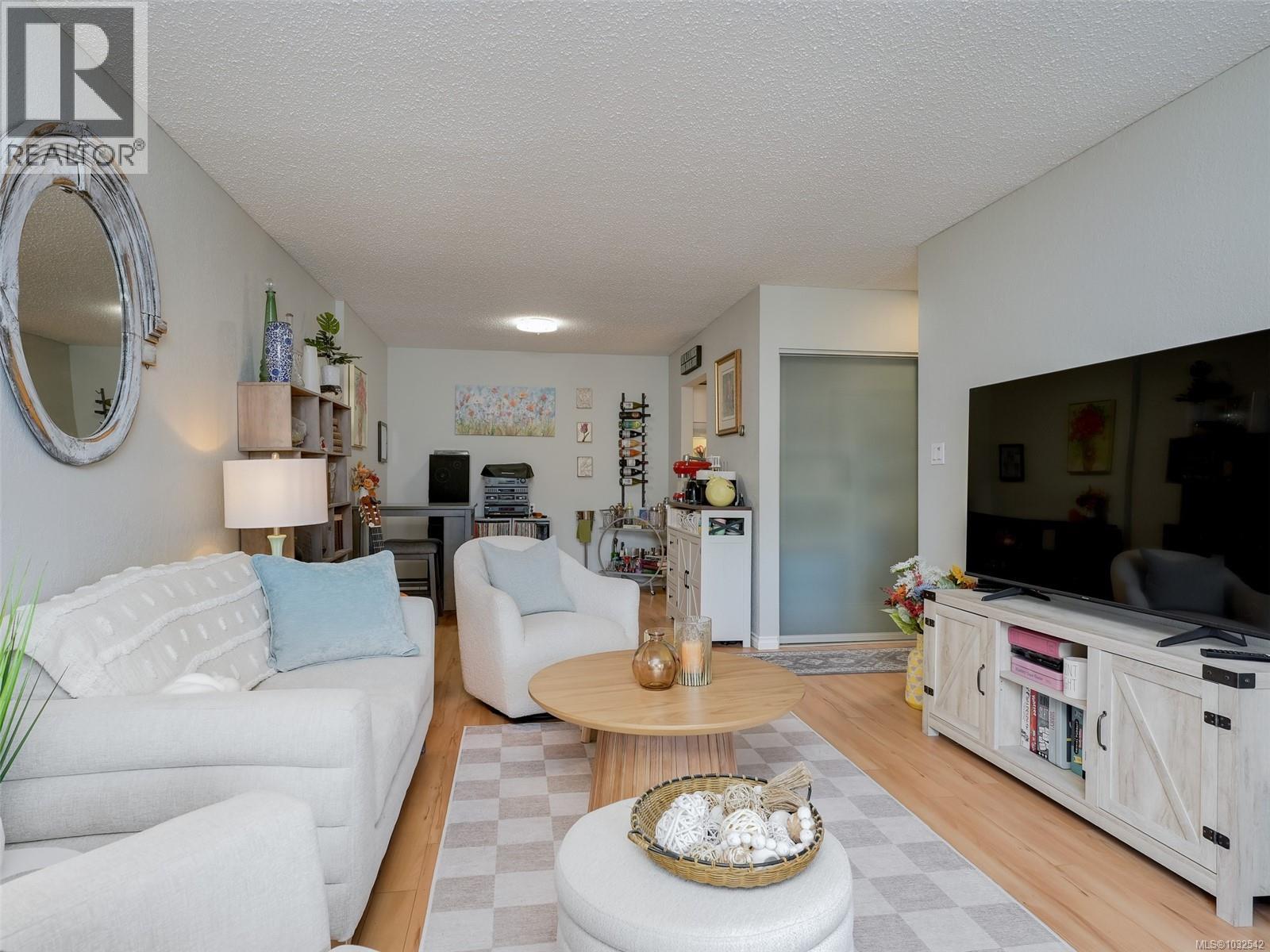 #304 1537 Morrison St - 3