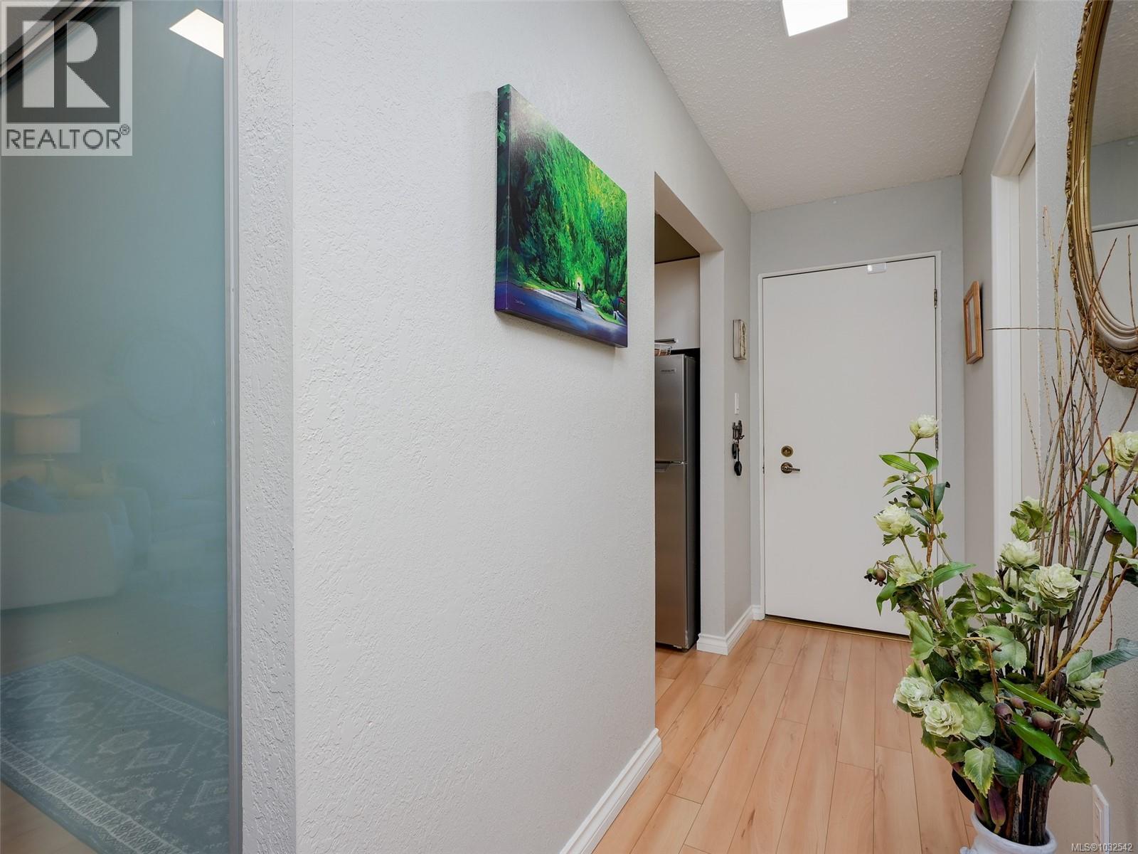 #304 1537 Morrison St - 19