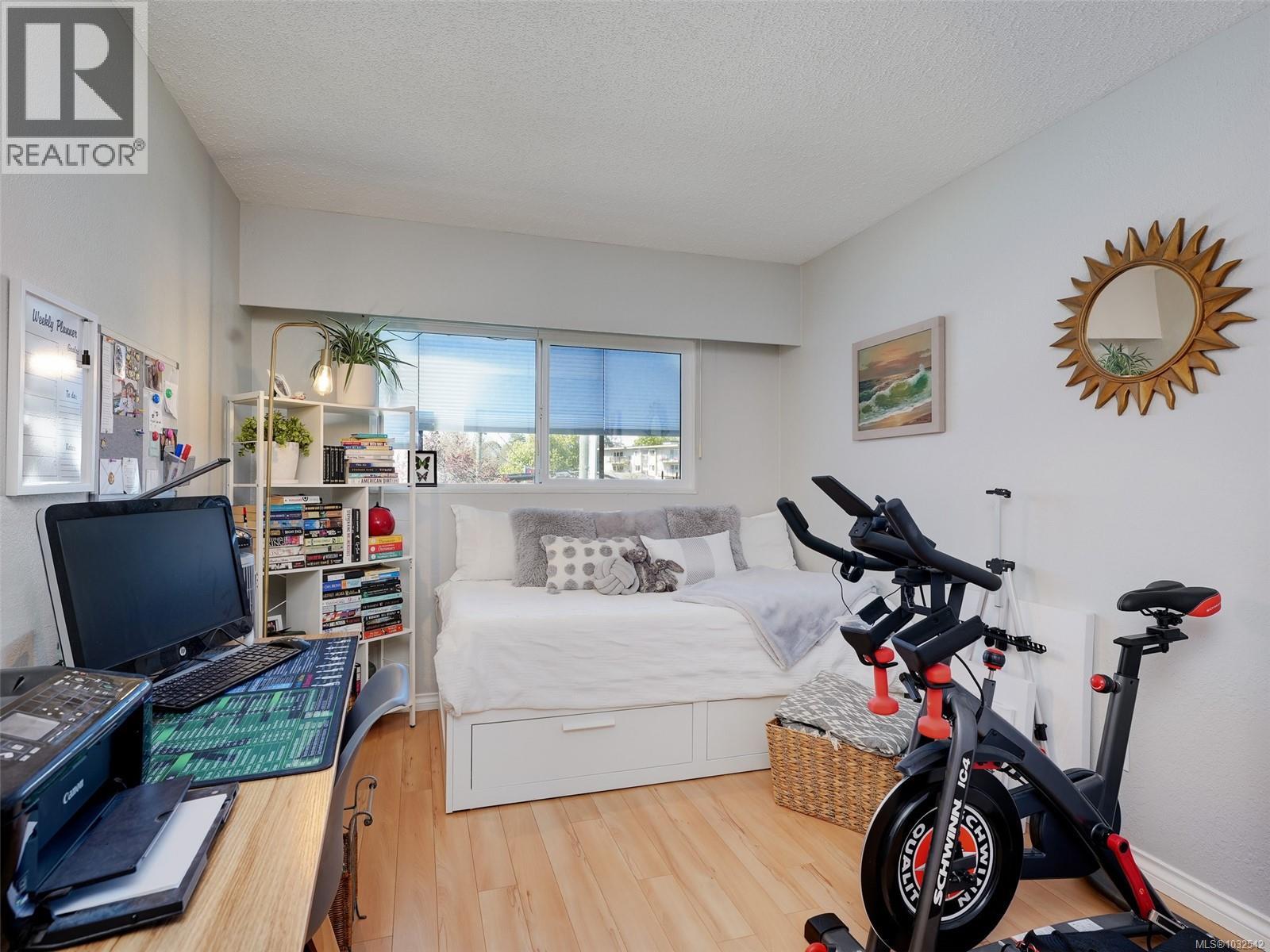 #304 1537 Morrison St - 17