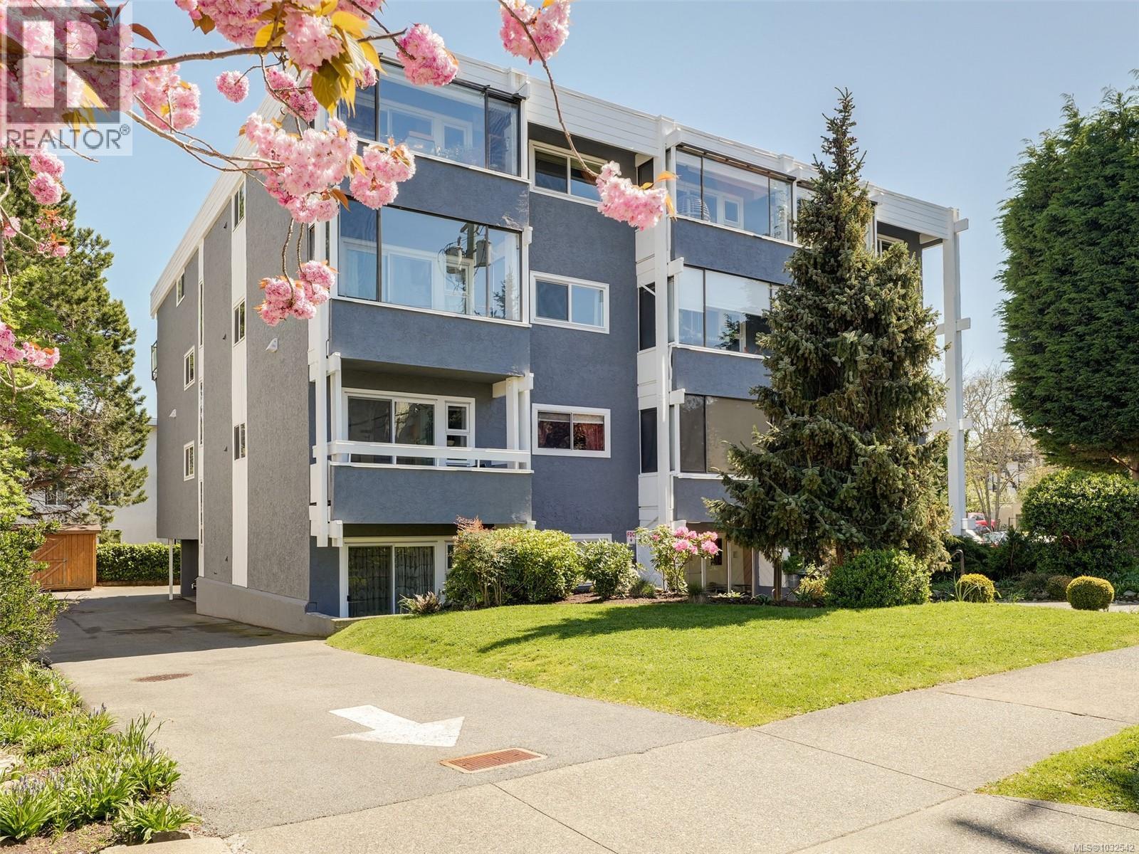 #304 1537 Morrison St - 1