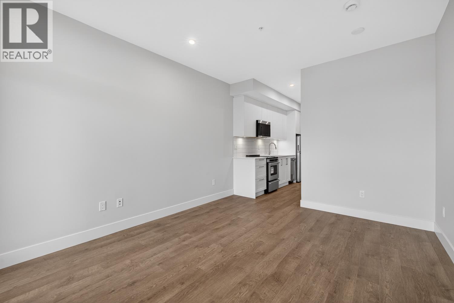 #209-1930 STARLING Drive, Tsawwassen