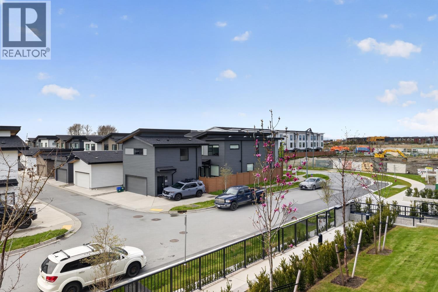 #209-1930 STARLING Drive, Tsawwassen