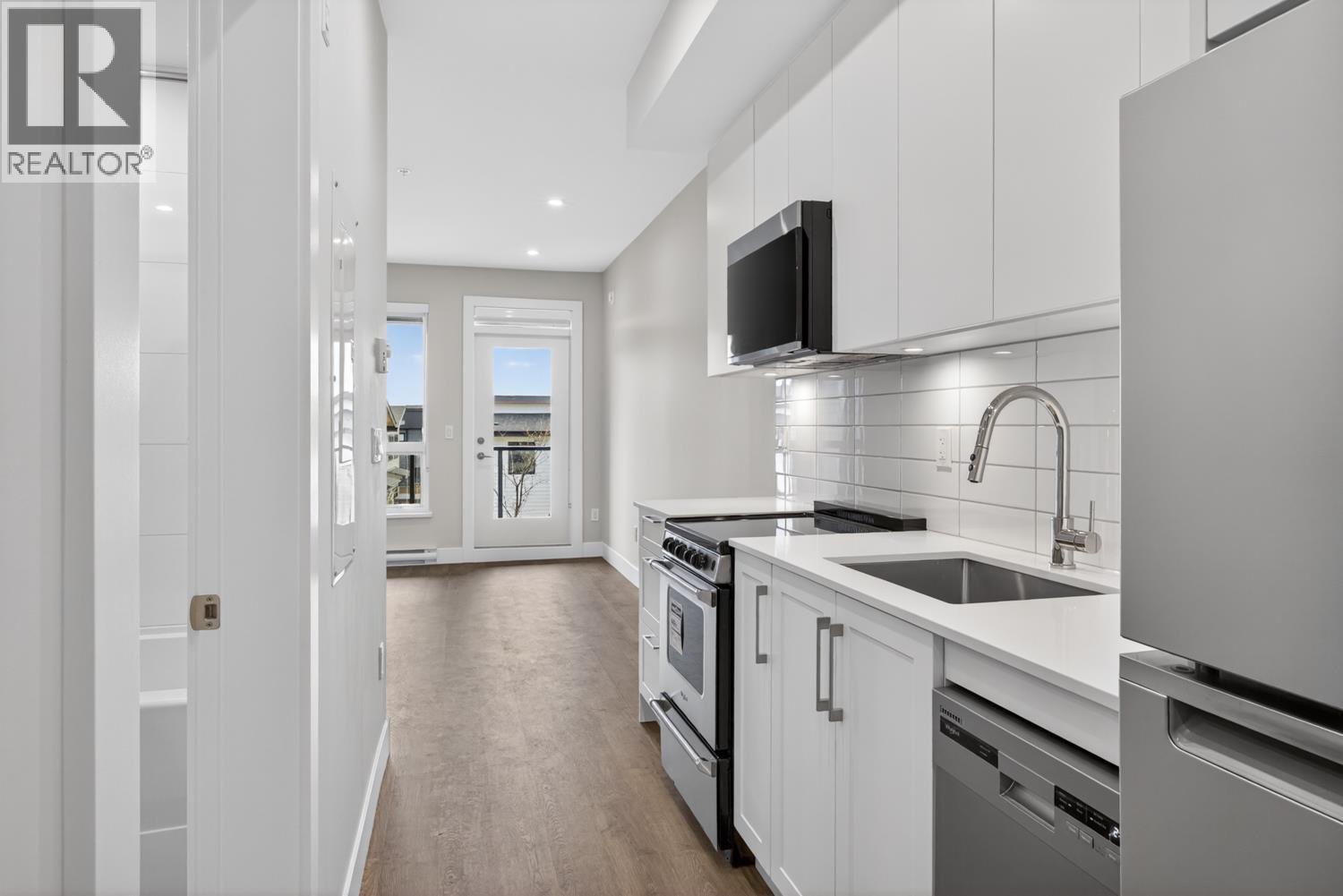 #209-1930 STARLING Drive, Tsawwassen