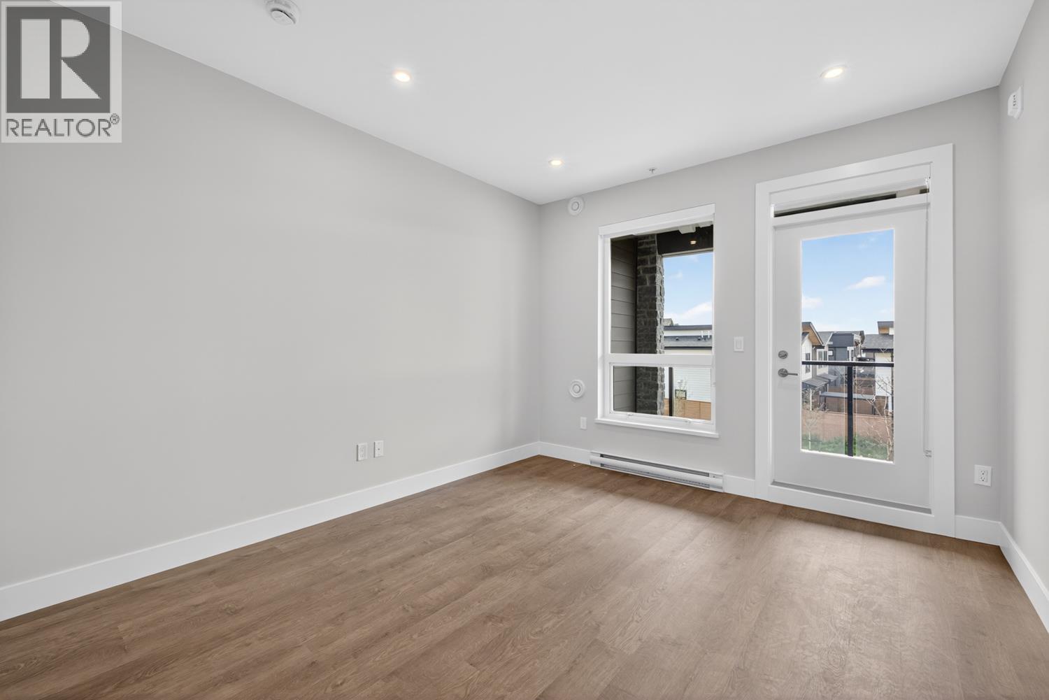 #209-1930 STARLING Drive, Tsawwassen