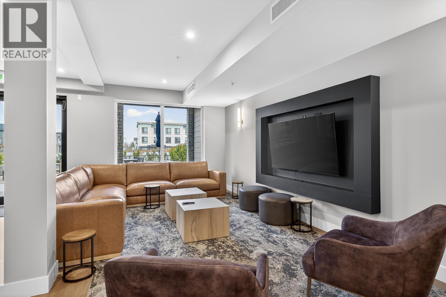 #209-1930 STARLING Drive, Tsawwassen