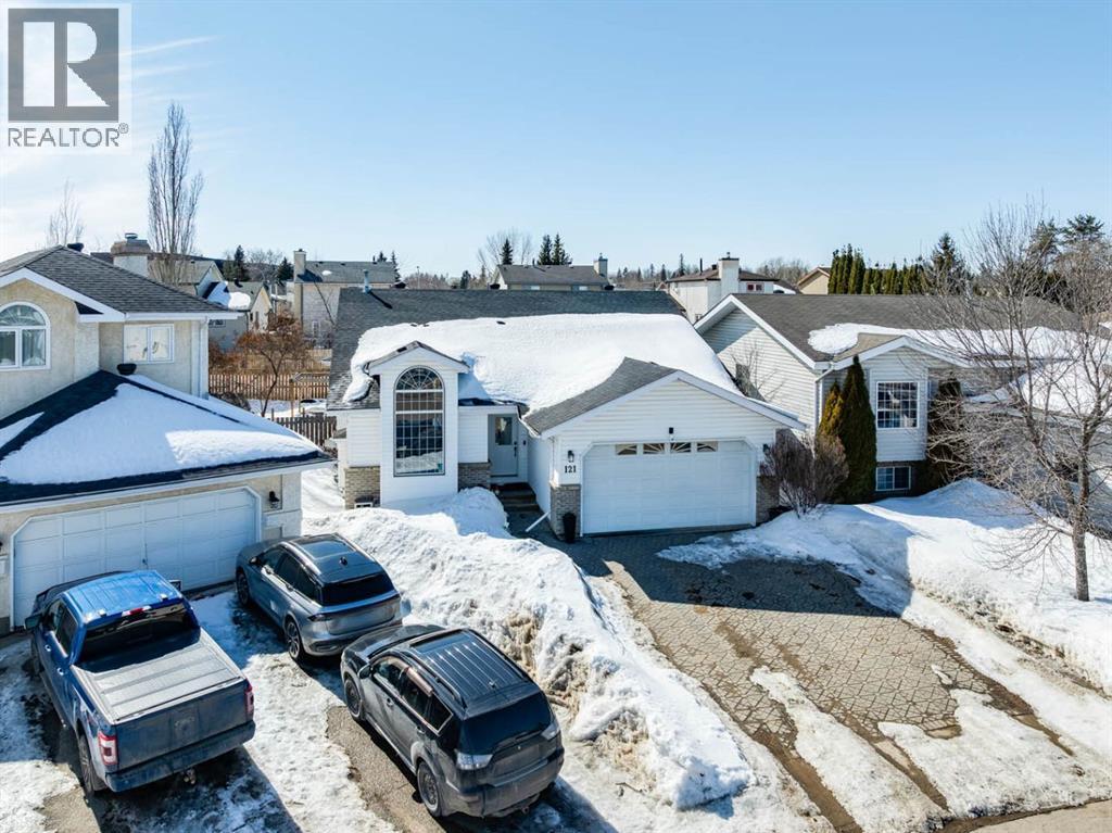 121 Castle Ridge Lane, Fort McMurray