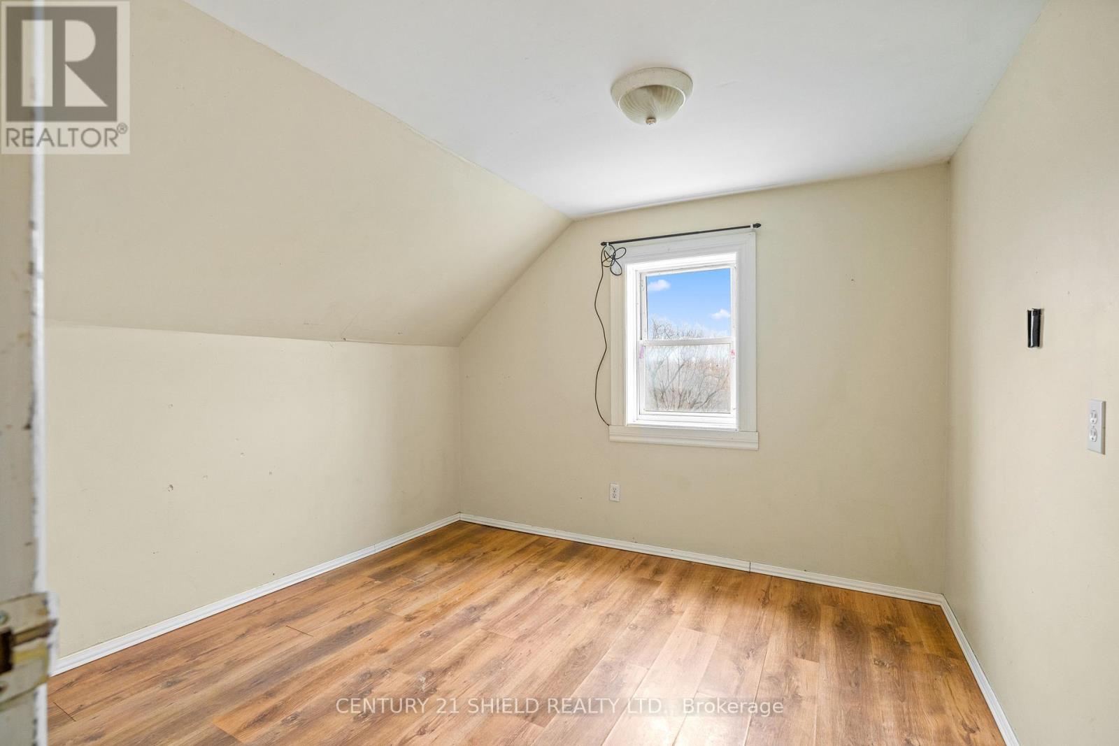 bedroom upstairs