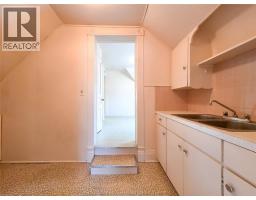 34 Park Avenue West, Chatham, ON N7M1V9 Photo 32