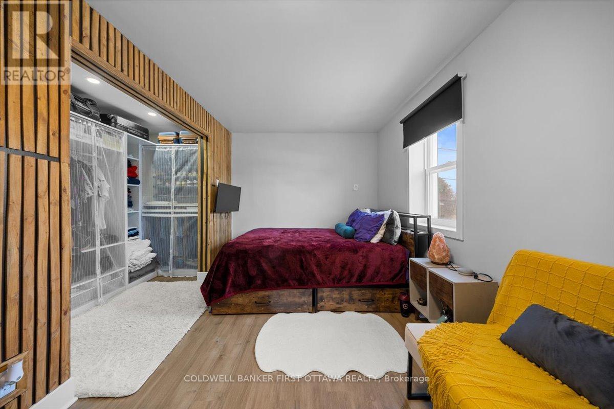 2234 LAVAL STREET — photo 17