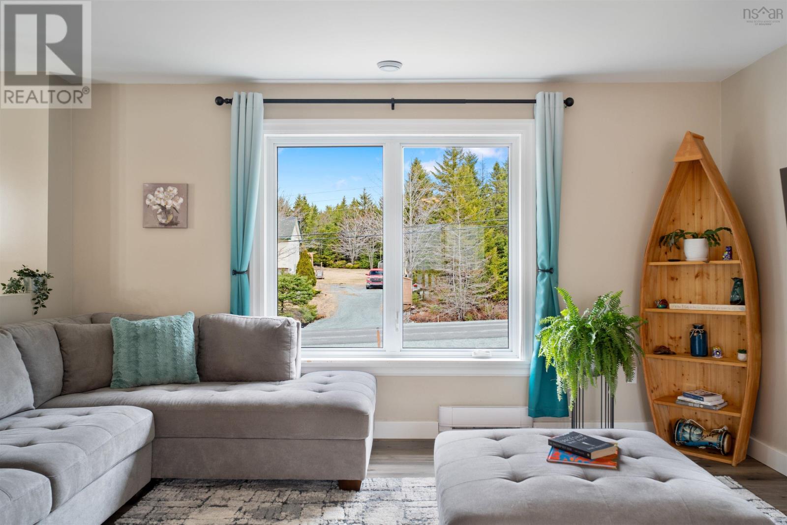 Property 8 of 50 of 99 Loriann Drive