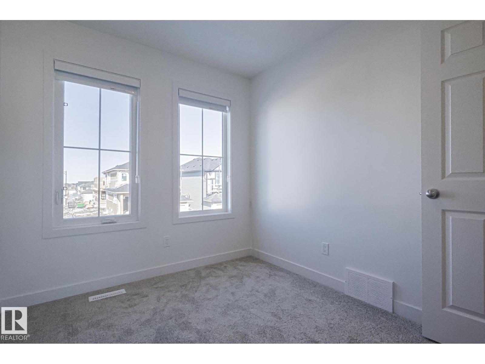 6343 KING WD SW, Edmonton