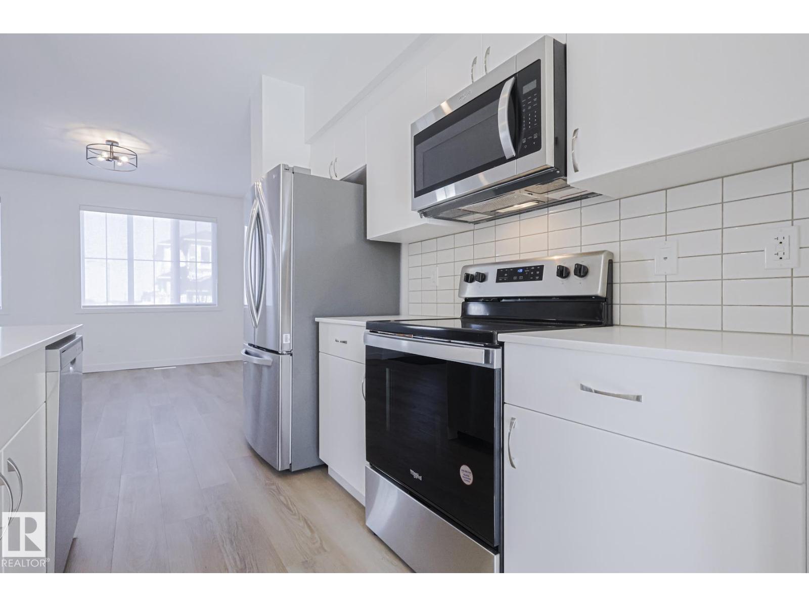 6343 KING WD SW, Edmonton