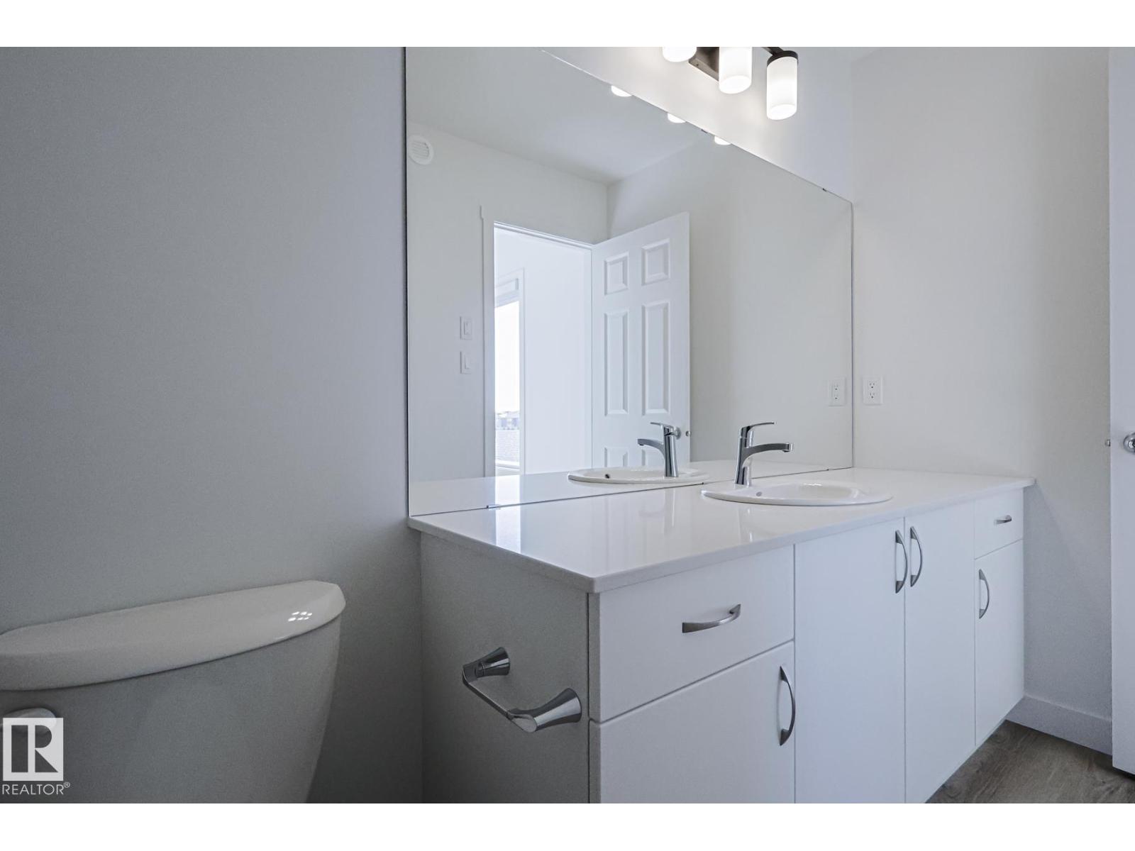 6343 KING WD SW, Edmonton