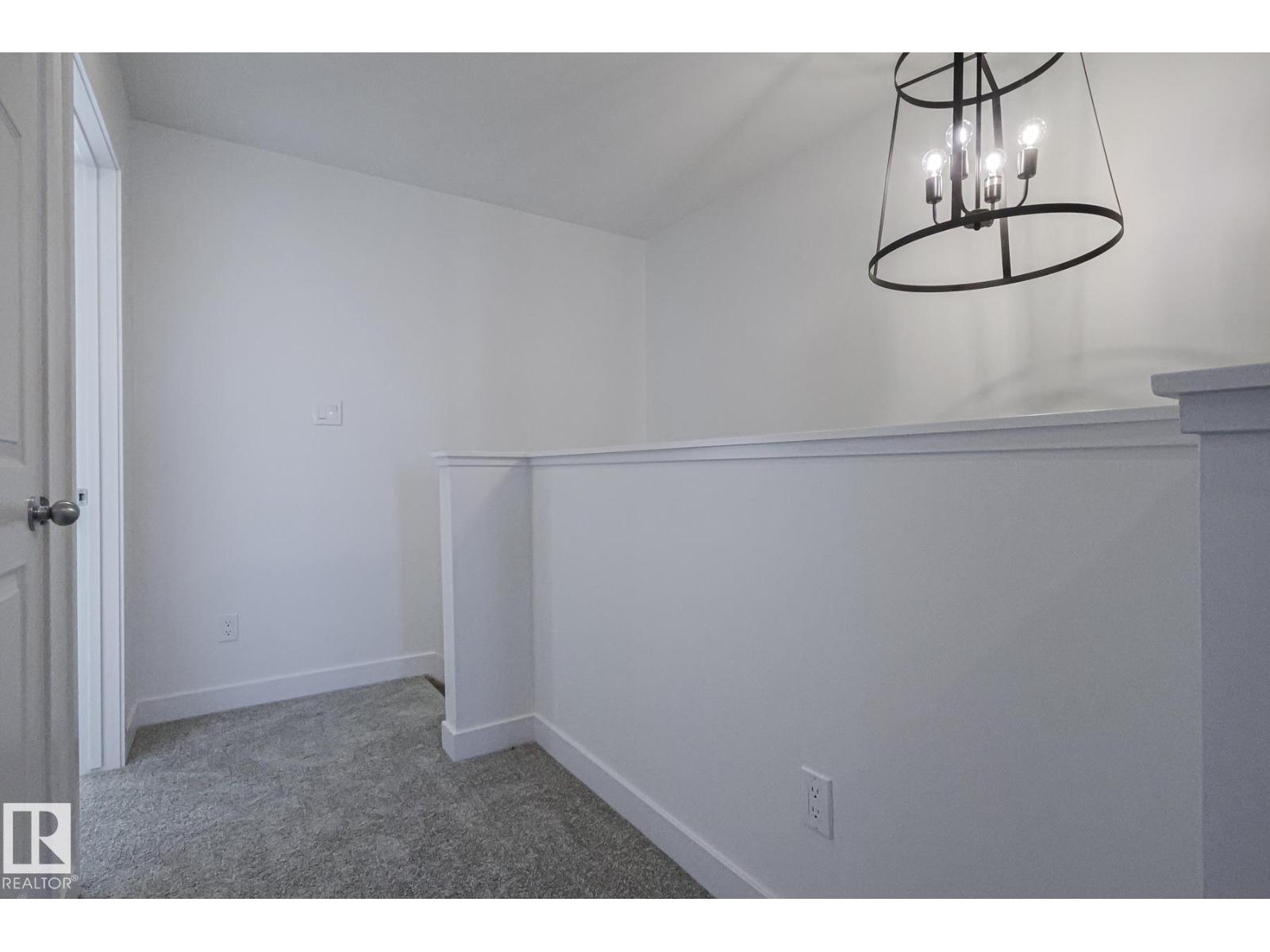 6343 KING WD SW, Edmonton