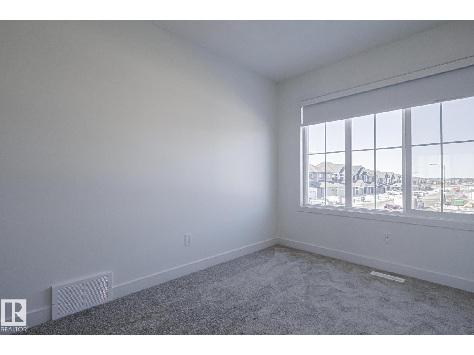 6343 KING WD SW, Edmonton