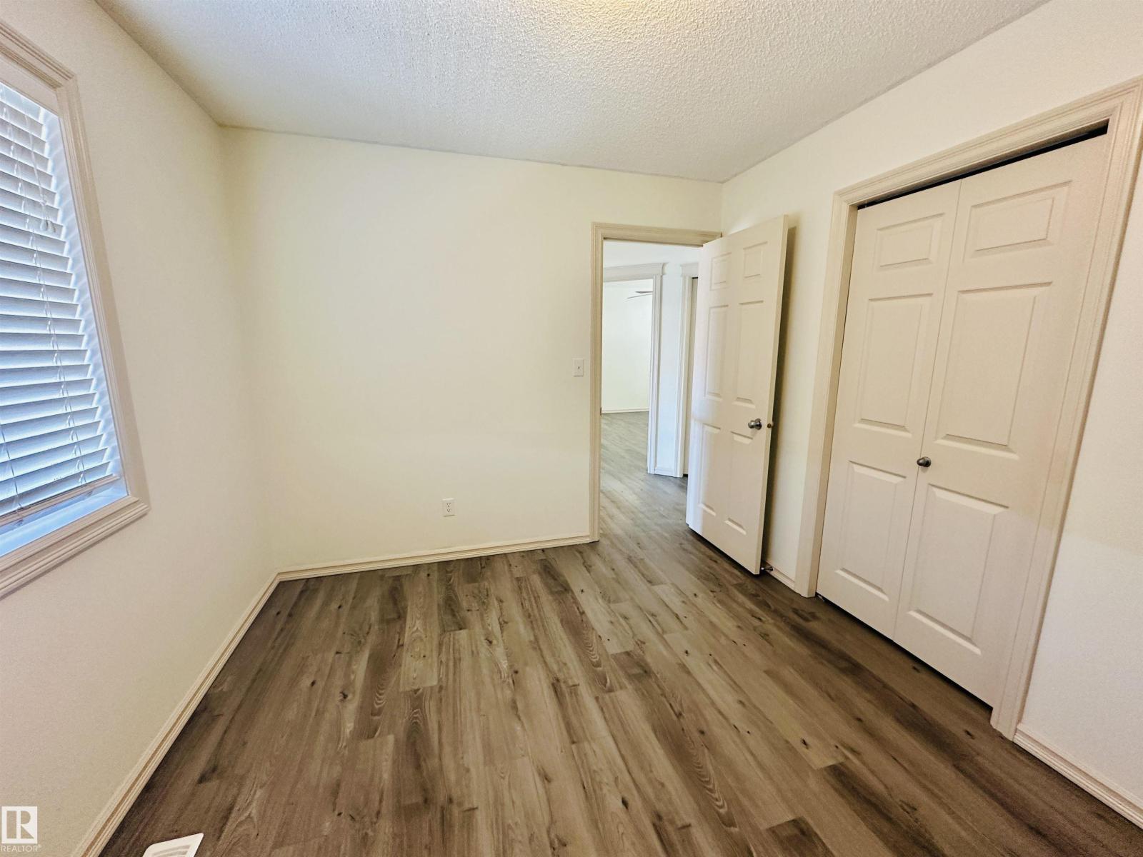 4811 152 AV NW, Edmonton