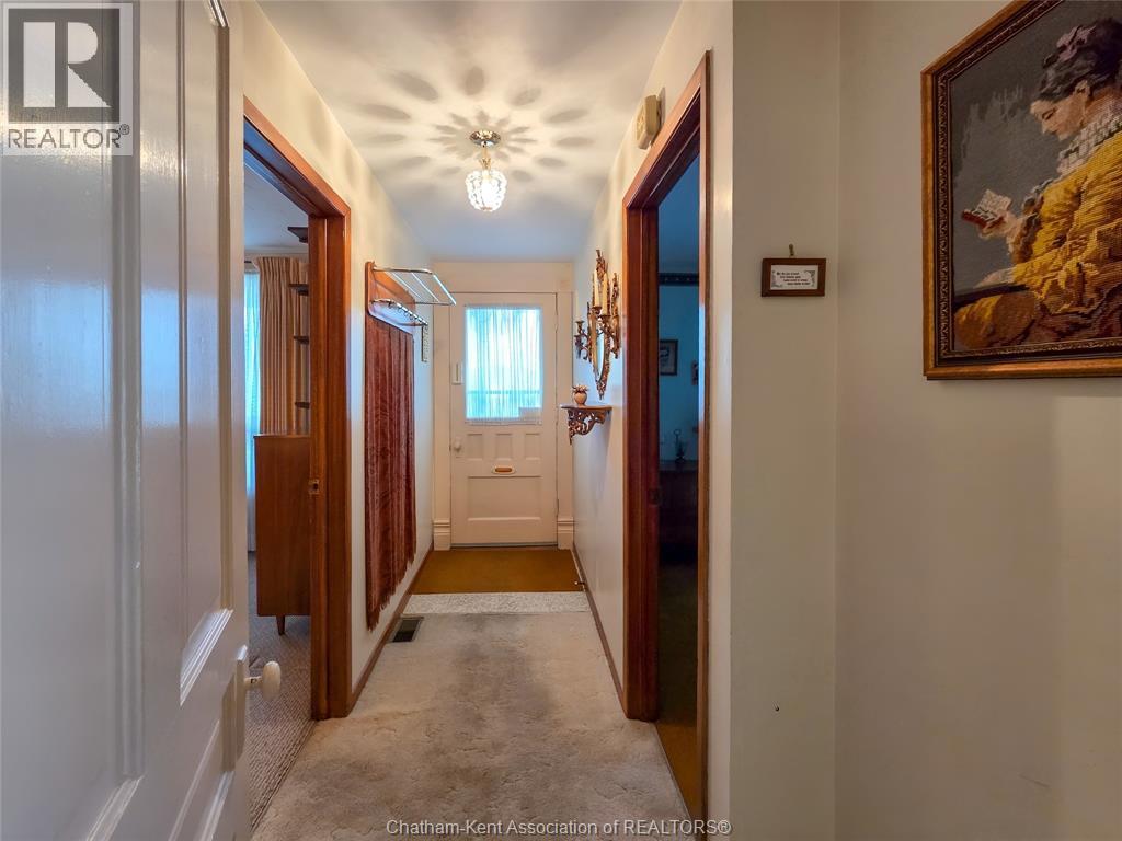 34 Park AVENUE West — photo 14